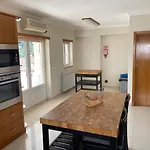 Amazing Scorpion's House Accommodatie bij particulieren Leiria